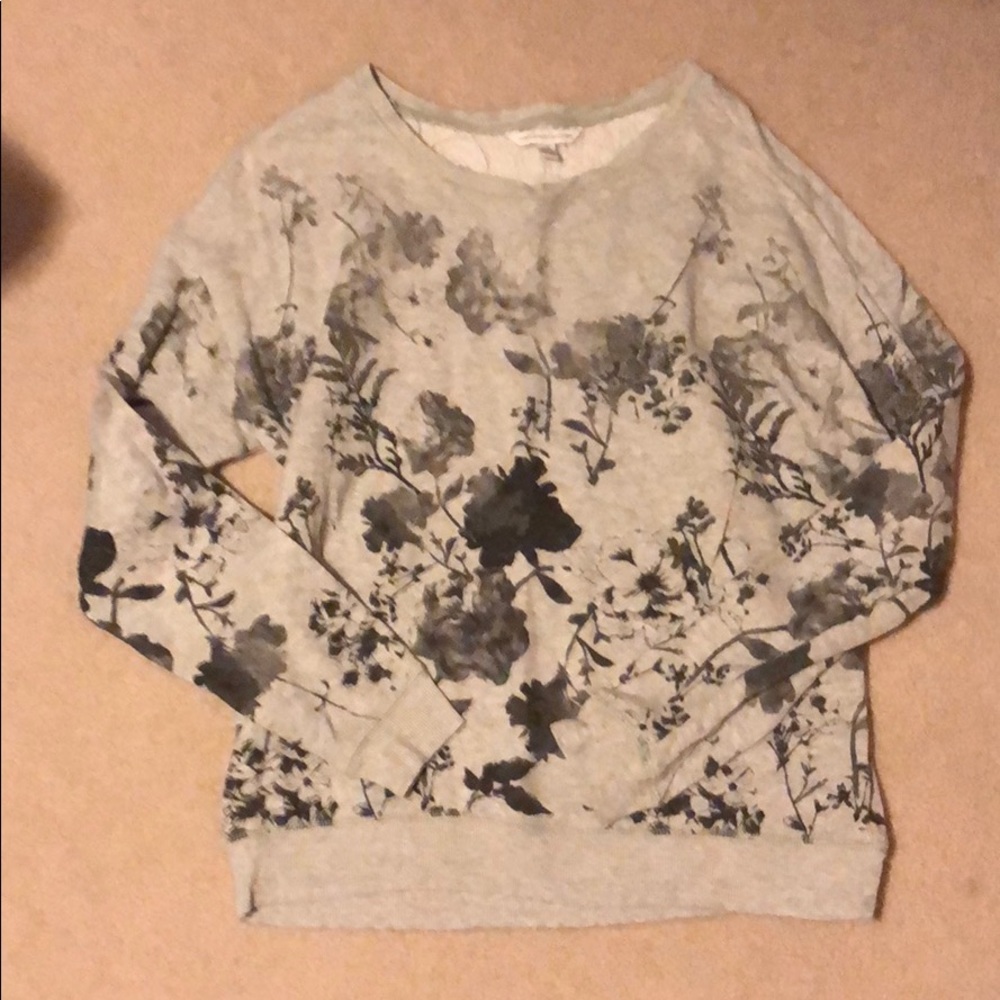 American Eagle Crew Neck